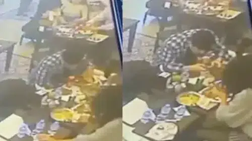 TAKSİM'DE KIZ ARKADAŞI İLE YEMEK YERKEN DUDAĞINI BÖCEK ISIRDI!