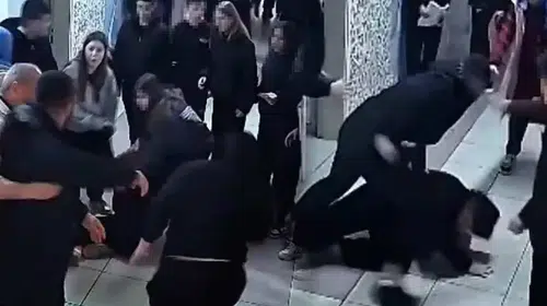 AVRUPA ŞAMPİYONU ESKİ MİLLİ HALTERCİ OKUL BASTI!