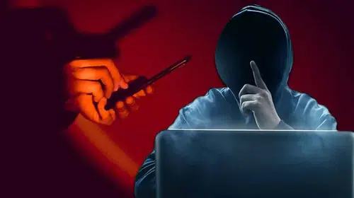 İRANLILARA NAMAZ UYGULAMASI ÜZERİNDEN İKİ AYRI MESAJ GELDİ!