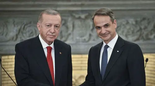 YUNANİSTAN BU KEZ SAVAŞI FIRSAT BİLEREK ATEŞLE OYNUYOR!