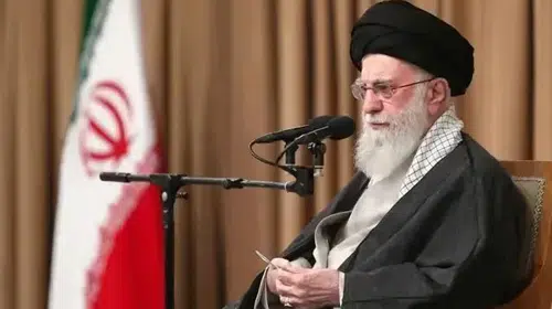 MOSSAD HAMANEY’İN YERİNİ BULMAK İÇİN ORALARA KADAR SIZMIŞ!