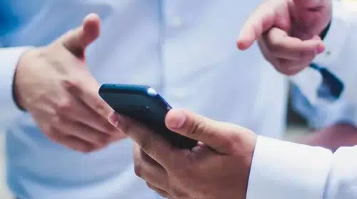 APPLE’DA DEV GÜVENLİK SKANDALI! MİLYONLARCA iPHONE TEHLİKE ALTINDA!