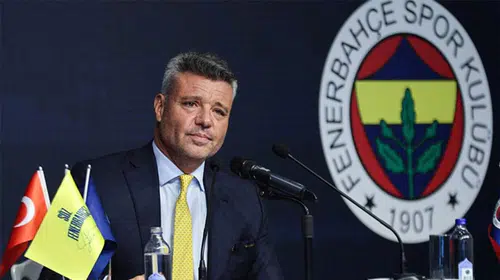 SON DAKİKA! SADETTİN SARAN BAŞAKŞEHİR’DE TRAFİK KAZASI GEÇİRDİ!