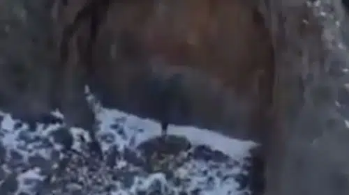 KAZAKİSTAN’DAKİ GİZEMLİ TAŞ OLUŞUMU TARTIŞMA YARATTI!