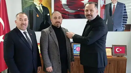 YENİDEN REFAH PARTİSİ’NDEN İSTİFA ETTİ AK PARTİYE GEÇTİ!