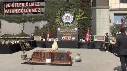 İSTANBUL’DA SELÇUKLU VE OSMANLI DÖNEMİNE AİT TARİHİ ESERLER ELE GEÇTİ!