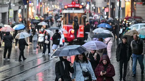 İSTANBULLULAR DİKKAT! KUVVETLİ YAĞIŞ GELİYOR!