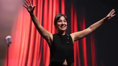 ULU:”MAKSADINI AŞAN BİR ŞAKA YAPMIŞ OLABİLİRİM.ÖZÜR DİLERİM!”