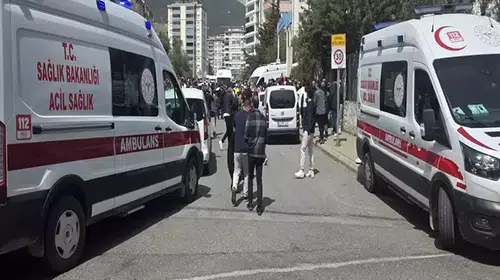 OKULDA KATLİAM YAPAN ÖĞRENCİ İNTİHAR EDEREK YAŞAMINA SON VERDİ!