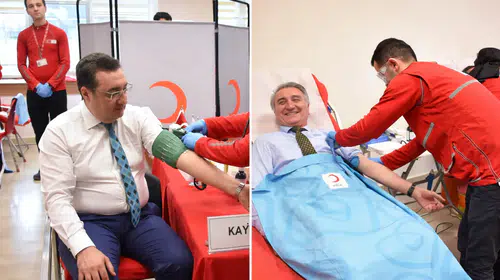 İSTANBUL BÖLGE ADLİYE MAHKEMESİ'NDE KAN VERME SÜRÜYOR!