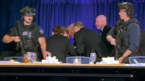 ABD KARIŞTI! İŞTE TRUMP'A SUİKAST GİRİŞİMİNİN DETAYLARI!