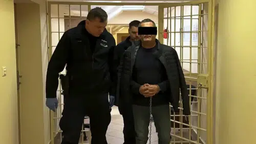 POLONYA POLİSİ VARŞOVA’DA SUİKASTE HAZIRLANAN TÜRK TETİKÇİ YAKALADI!