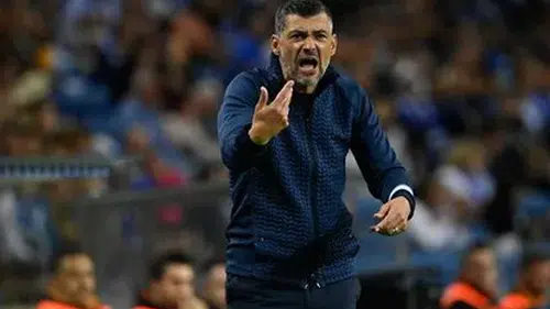 İŞTE KANTE'NİN TRANSFERİNİ ENGELLEYEN O ÇİRKİN ADAM!