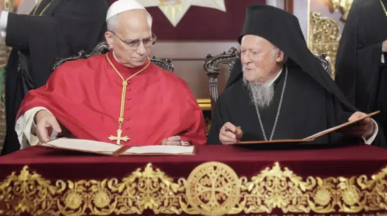 PAPA İLE BARTHOLOMEOS HRİSTİYAN BİRLİĞİ ANLAŞMASI İMZALADI!