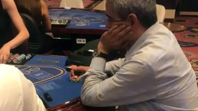 MHP AYDIN İL BAŞKANI BU FOTOGRAFTAN GÖREVDEN ALINDI!