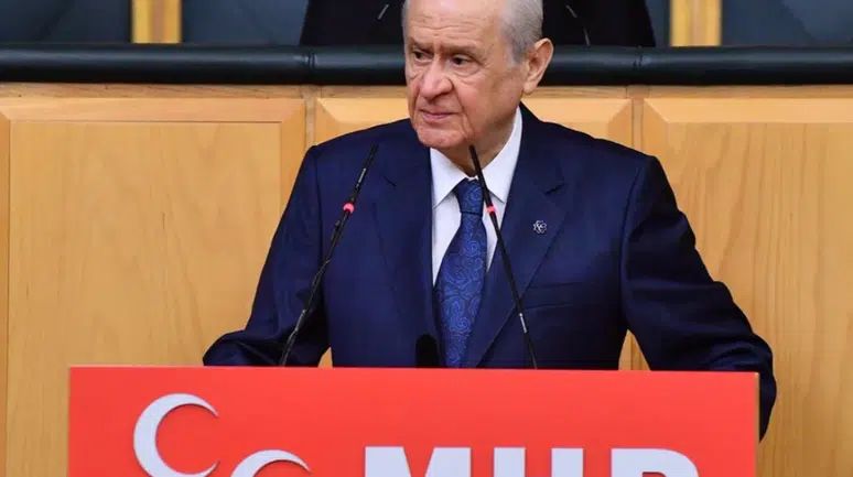 BAHÇELİ BEBEK OTELİ VE ÖZEL UÇAKTA YAŞANANLARI BÖYLE YORUMLADI!