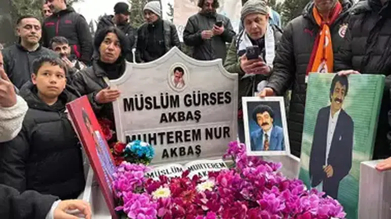 MÜSLÜM GÜRSES VEFATININ 13.YILINDA MEZARI BAŞINDA ANILDI!