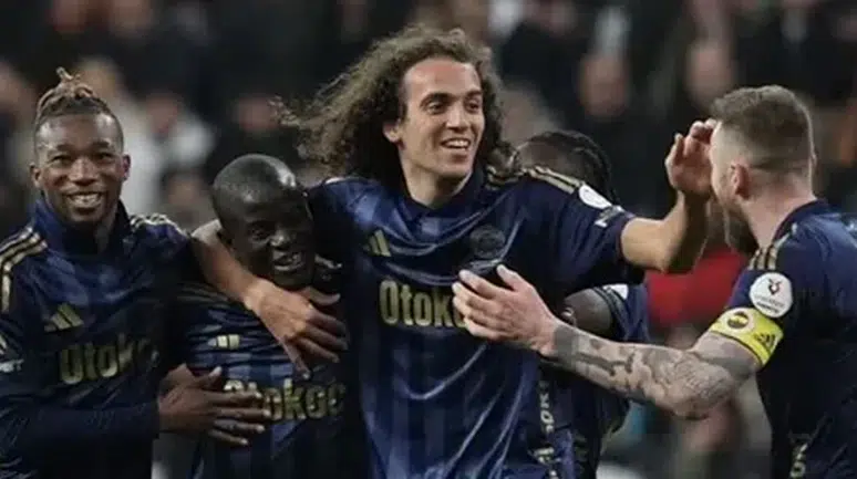 FENERBAHÇE KAYSERİ SPOR’U 4-0 YENEREK İDDİASINI SÜRDÜRDÜ!