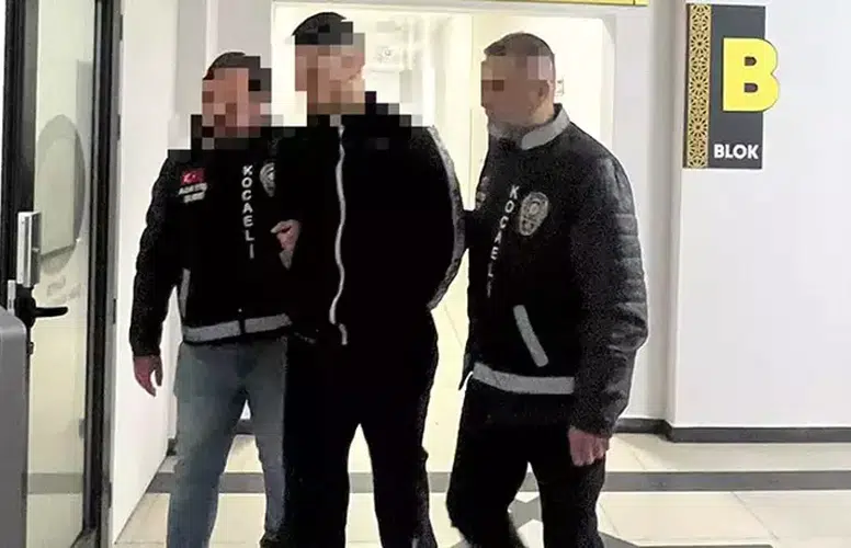 ŞAKALAŞTIĞI ARKADAŞI İLE KAVGA EDİNCE KATİL ZANLISI OLDU!