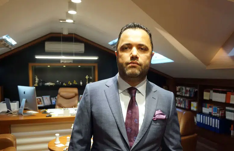 TAHLİYE OLAN AVUKAT REZAN EPÖZDEMİR’DEN İLK AÇIKLAMA!