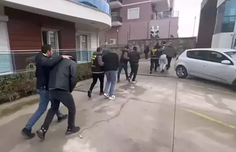 POLİS YASA DIŞI BAHİS OYNAYANLARA GÖZ AÇTIRMIYOR!