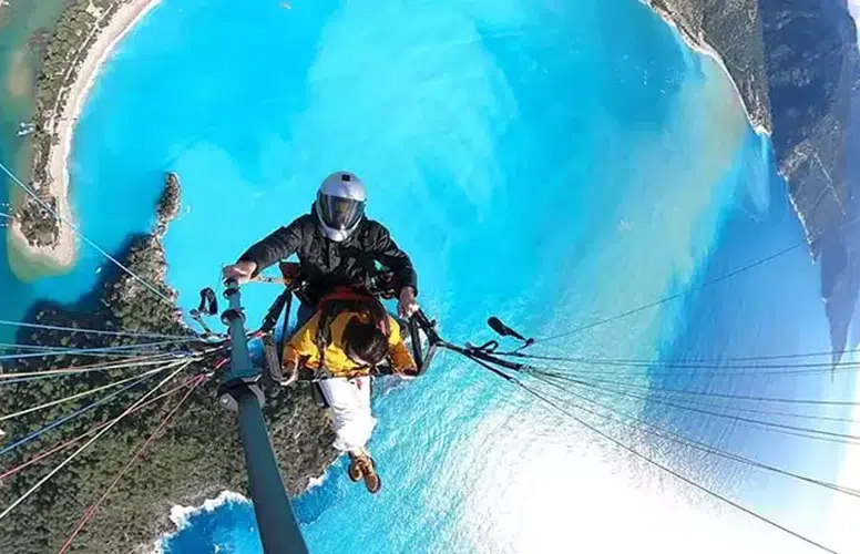 SAĞANAK YAĞMUR ÖLÜ DENİZ'İN RENGİNİ TURKUVAZ YAPTI!