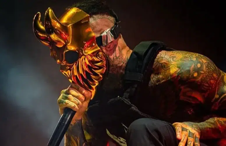 ZORLU’DAKİ ŞEYTANA TAPMA AYİNİ ELEŞTİRİSİ ALAN OYUN İPTAL EDİLDİ!