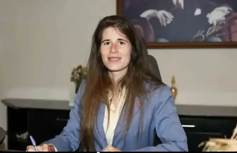 ÇEŞME BELEDİYE BAŞKANI LAL DENİZLİ İSTANBUL’DA İFADEYE ÇAĞIRILDI!