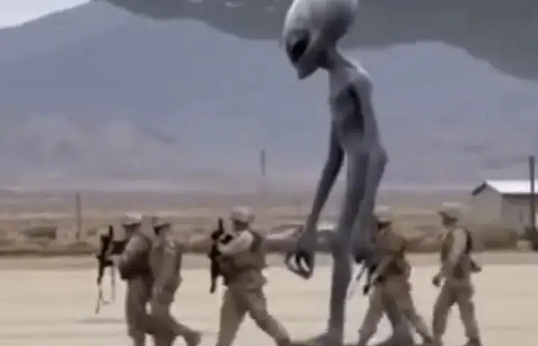 FLAŞ HABER!  AMERİKA’DA YAKALANAN UZAYLILAR MI VAR?