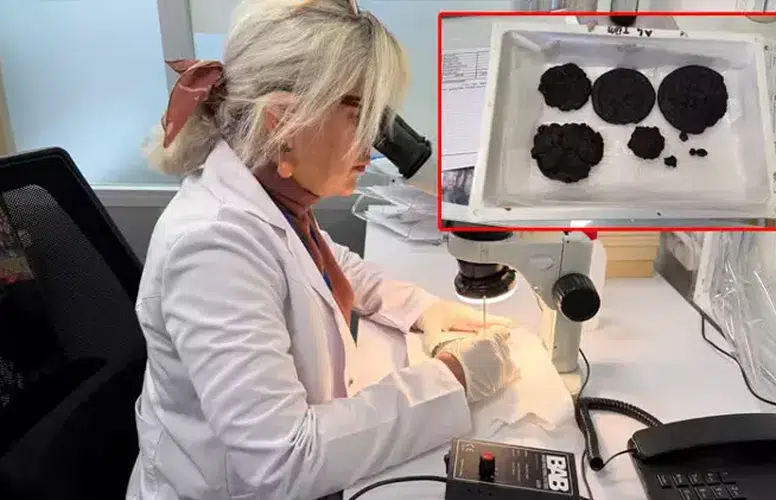 KARAMAN'DA HZ İSA TASVİRLİ BİN 300 YILLIK EKMEK BULUNDU!