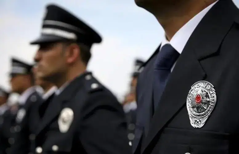 POLİSLERE MÜJDE! ÇALIŞMA SAATLERİ YENİDEN DÜZENLENİYOR!