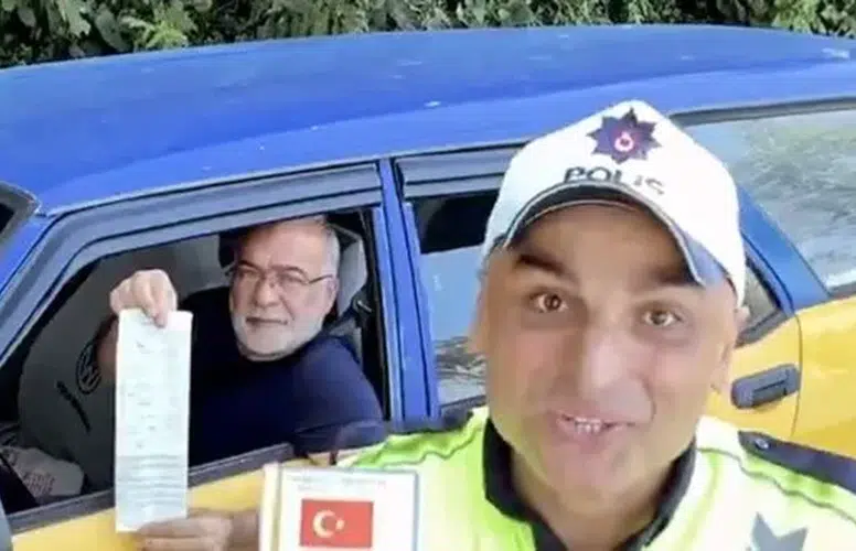 ÜNİFORMASI İLE VİDEOLAR PAYLAŞAN POLİS GÖREVDEN AYRILDI!