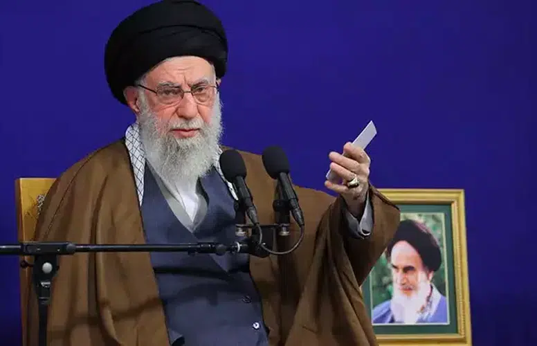 İRAN HAMANEY’İN 3 GÜNLÜK CENAZE TÖRENİNİN ERTELENDİĞİ AÇIKLADI!