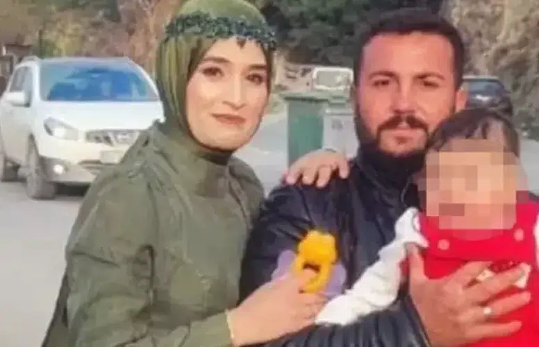 ANNESİNİ DÖVEN ADAM ARAYA GİREN EŞİNİ BIÇAKLA ÖLDÜRDÜ!