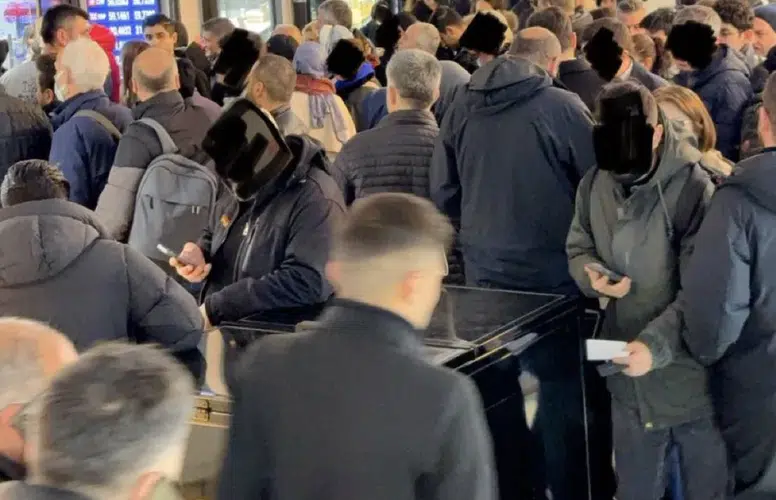 HALK YATIRIM İÇİN KUYUMCULARA VE KAPALIÇARŞI’YA KOŞTU!