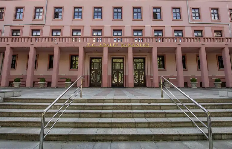 YARGI GÖREVLİLERİNİN MAAŞLARINA SEYYANEN ZAM MÜJDESİ KULİSİ GELDİ!