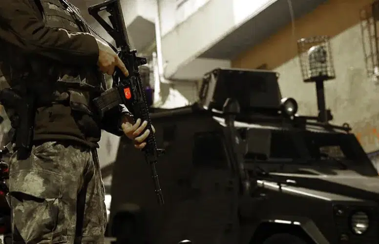 YENİDEN UYANMAYŞA ÇALIŞAN DEAŞ'A ŞOK OPERASYON!