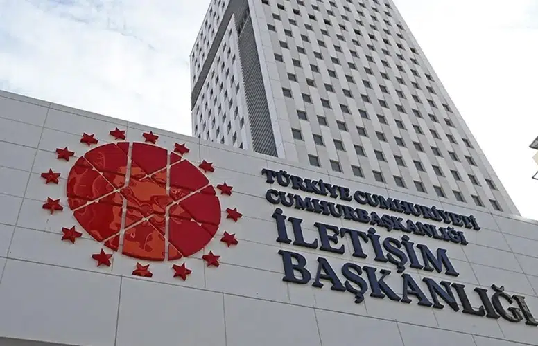 SOSYAL MEDYADA AVM'LERİN ÜCRETLİ OLACAĞI İDDİALARI YALANLANDI!