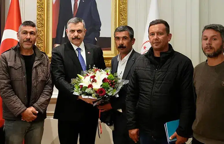 "AK PARTİ İKTİDARIMIZ HER DAİM ÜRETENİN VE EMEKÇİNİN YANINDADIR!"