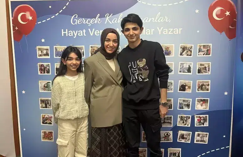 ÖNCE KIZI SONRA İKİZ ÇOCUKLARI KEMİK İLİĞİ İLE HAYATA TUTUNDU!