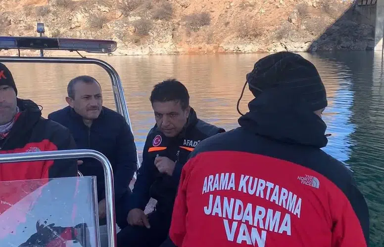 TUTUKLANAN TUNCELİ VALİSİNİN ARAMA TİYATROSU ORTAYA ÇIKTI!