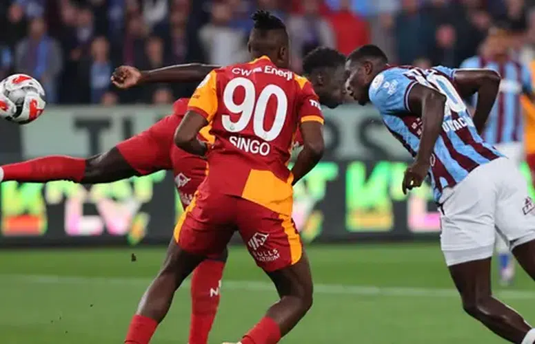 TRABZON SPOR GALATASARAY’I 2-1 YENEREK SÜPER LİG’İ KARIŞTIRDI!