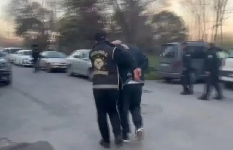 KARAGÜMRÜK ÇETESİ'NE 4 ŞEHİRDE POLİS OPERASYON YAPTI!