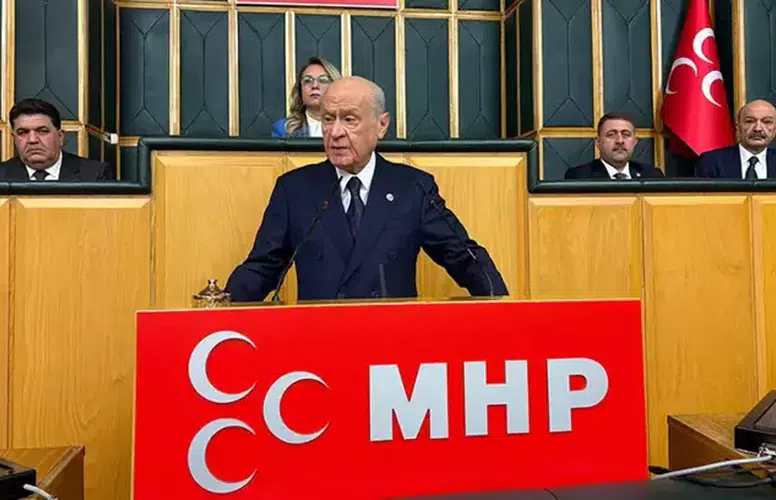 MHP LİDERİ BAHÇELİ YÜZBİNLERCE POLİSİN SESİNİ DUYURDU!