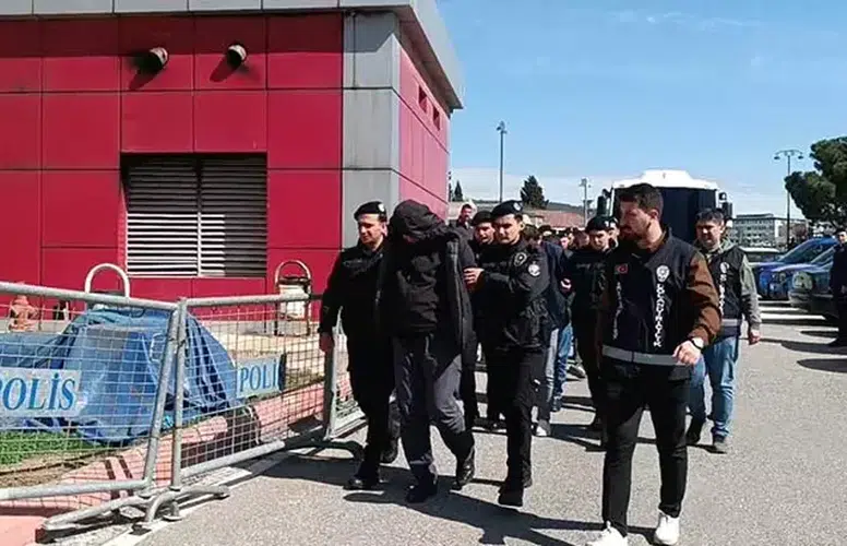 GAZİANTEP'DE AKADEMİSYEN DOLANDIRICILIK İDDİASI İLE GÖZALTINDA!