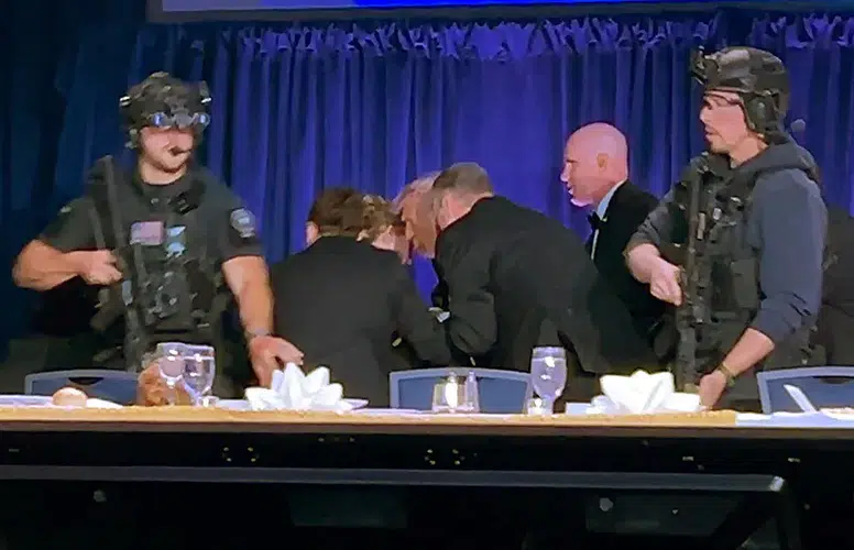 ABD KARIŞTI! İŞTE TRUMP'A SUİKAST GİRİŞİMİNİN DETAYLARI!