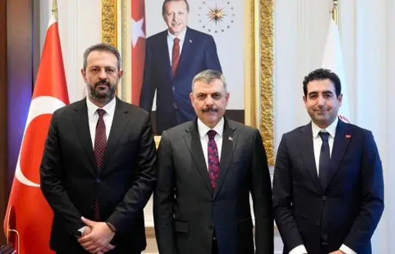 BAKAN ÇİFTÇİ OKULLARA 7 AŞAMALI GÜVENLİK GELECEĞİNİ AÇIKLADI!