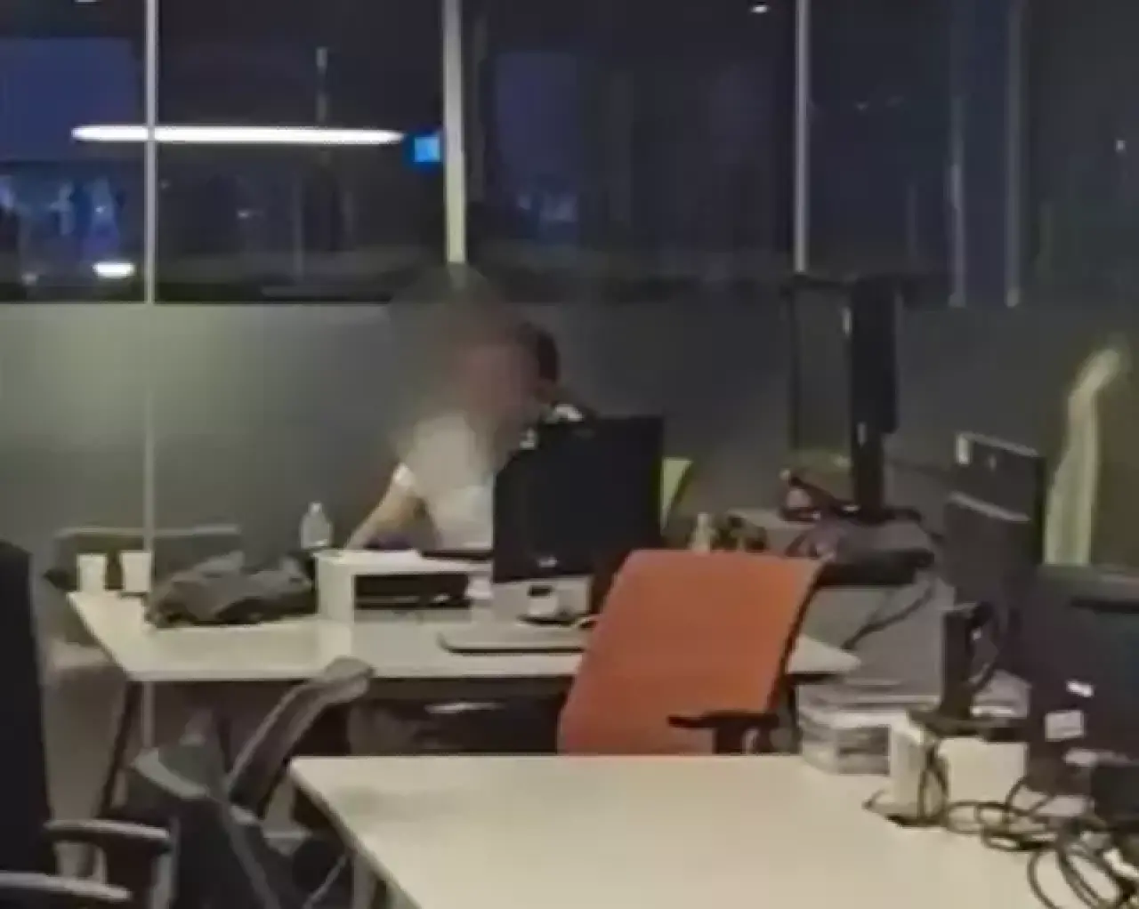 beIN Sports'a oyuncak silahlı baskının perde arkası! Güntekin Onay'ın o sözleri fitili ateşlemiş - Resim : 1