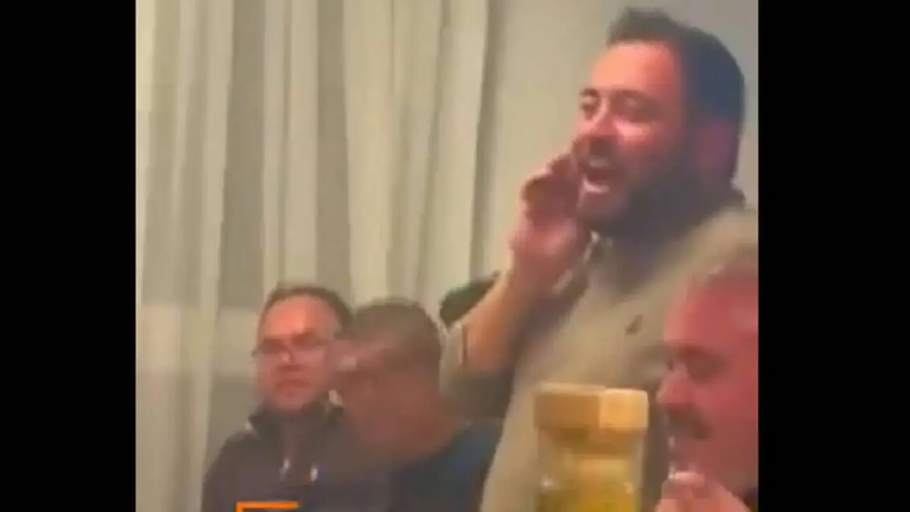 O görüntüler harekete geçirdi... Rakı masasında sela skandalı! MHP’li isim partiden atıldı