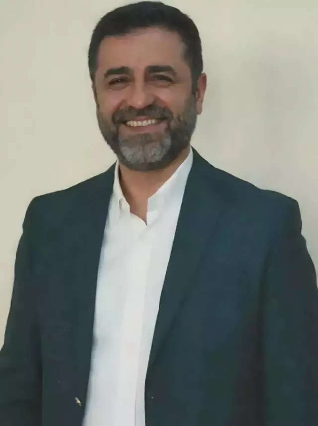 Cezaevinden yeni fotoğraf geldi! İşte 10 yıldır tutuklu Selahattin Demirtaş'ın son hali! - Resim : 1